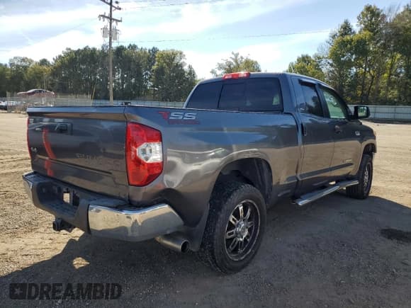 ✅ 2014 Toyota Tundra SR5 • VIN: 5TFUW5F16EX386791 • Lot: 89627045. Listed on Copart with 193,232 mi. Free auction sales archive from the USA and detailed vehicle history report at DreamBid. Image 3.