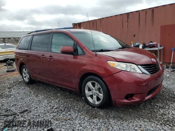 ✅ 2013 Toyota Sienna LE • VIN: 5TDKK3DCXDS296723 • Lot: 85757685. Wystawiony na Copart z przebiegiem 181 176 mil. Bezpłatny archiwum sprzedaży aukcyjnych z USA i szczegółowy raport historii pojazdu na DreamBid. Zdjęcie 4.