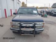 ✅ 1994 Chevrolet Suburban • VIN: 1GNEC16K5RJ305763 • Lot: 43618114. Listed on IAAI with 317,235 mi. Free auction sales archive from the USA and detailed vehicle history report at DreamBid. Image 12.