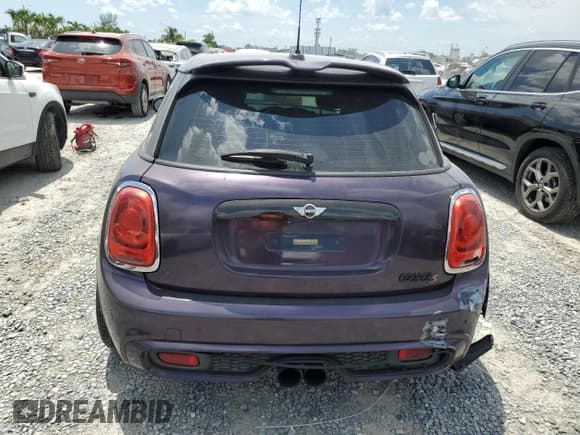 ✅ 2015 MINI Hardtop 4 Door S • VIN: WMWXU3C55F2B59122 • Lot: 66331134. Wystawiony na Copart z przebiegiem 100 691 mil. Bezpłatny archiwum sprzedaży aukcyjnych z USA i szczegółowy raport historii pojazdu na DreamBid. Zdjęcie 6.