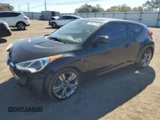 ✅ 2015 Hyundai Veloster • VIN: KMHTC6AD2FU231178 • Lot: 76077744. Wystawiony na Copart z przebiegiem 124 857 mil. Bezpłatny archiwum sprzedaży aukcyjnych z USA i szczegółowy raport historii pojazdu na DreamBid. Zdjęcie 1.
