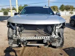 ✅ 2019 Chevrolet Silverado 1500 LT • VIN: 3GCPWCED2KG165461 • Lot: 86649605. Wystawiony na Copart z przebiegiem 116 627 mil. Bezpłatny archiwum sprzedaży aukcyjnych z USA i szczegółowy raport historii pojazdu na DreamBid. Zdjęcie 5.