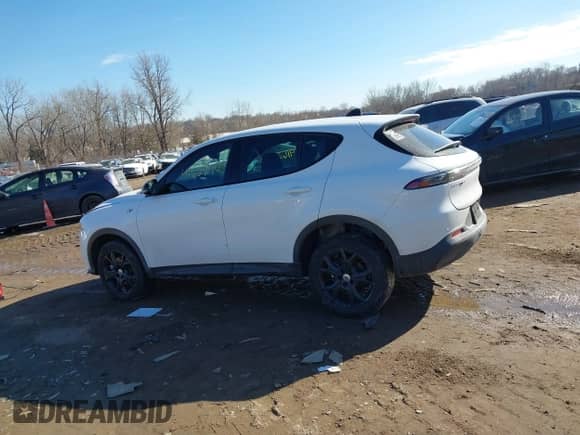 2024 Dodge Hornet GT с VIN ZACNDFAN4R3A39440, выставлен на аукционе IAAI как лот 41624840 с пробегом 12 889 миль миль и . История ставок и продаж доступна на DreamBid. Изображение 14.