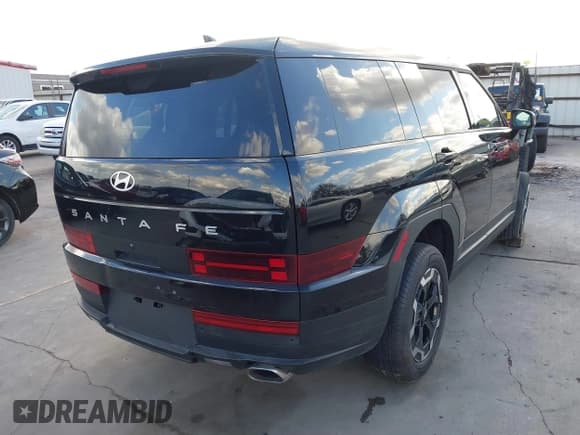 ✅ 2024 Hyundai Santa Fe SE • VIN: 5NMP14GL5RH055401 • Lot: 41144151. Listed on IAAI with 7,694 mi. Free auction sales archive from the USA and detailed vehicle history report at DreamBid. Image 4.