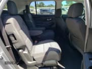 ✅ 2018 Chevrolet Traverse LT Cloth • VIN: 1GNERGKW6JJ253977 • Lot: 48542793. Wystawiony na Copart z przebiegiem 94 729 mil. Bezpłatny archiwum sprzedaży aukcyjnych z USA i szczegółowy raport historii pojazdu na DreamBid. Zdjęcie 11.