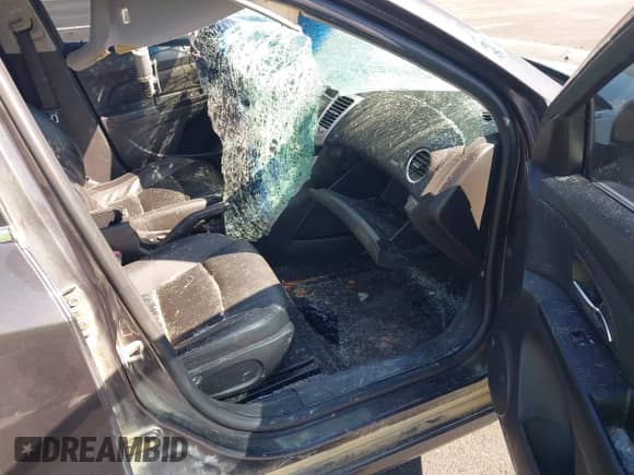 2014 Chevrolet Cruze 2LT with VIN 1G1PE5SB3E7269399, listed as a IAAI auction lot 43305556 with 139,689 mi miles and . Bid and sale history available at DreamBid. Image 5.