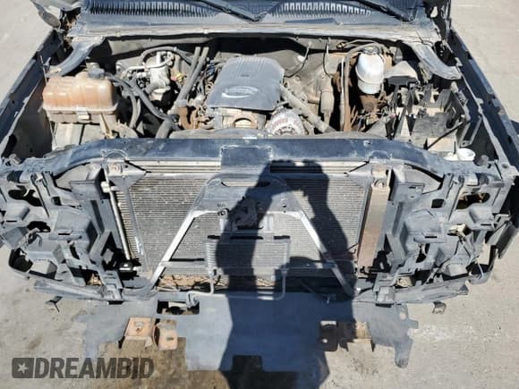 ✅ 2006 Chevrolet Silverado 2500HD Work Truck • VIN: 1GCHC23U16F159362 • Лот: 54613315. Опубликован ранее на Copart с пробегом Не указан. Бесплатный доступ к архиву аукционных продаж из США и подробный отчёт об истории автомобиля на DreamBid. Изображение 11.