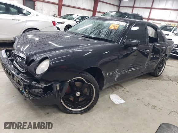 ✅ 1999 Mercedes-Benz E 320 • VIN: WDBJF82H7XX023926 • Лот: 86215615. Опубликован ранее на Copart с пробегом Не указан. Бесплатный доступ к архиву аукционных продаж из США и подробный отчёт об истории автомобиля на DreamBid. Изображение 1.