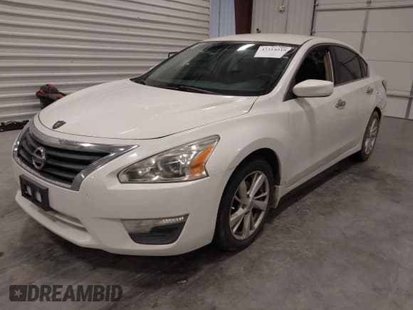 ✅ 2013 Nissan Altima SV • VIN: 1N4AL3AP6DC171533 • Lot: 43314519. Listed on IAAI with 176,869 mi. Free auction sales archive from the USA and detailed vehicle history report at DreamBid. Image 2.