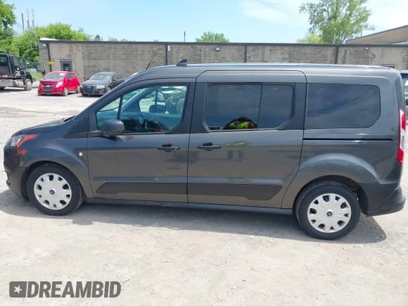 ✅ 2021 Ford Transit Connect XL • VIN: NM0GE9E20M1502471 • Lot: 42600296. Wystawiony na IAAI z przebiegiem 200 722 mil. Bezpłatny archiwum sprzedaży aukcyjnych z USA i szczegółowy raport historii pojazdu na DreamBid. Zdjęcie 14.