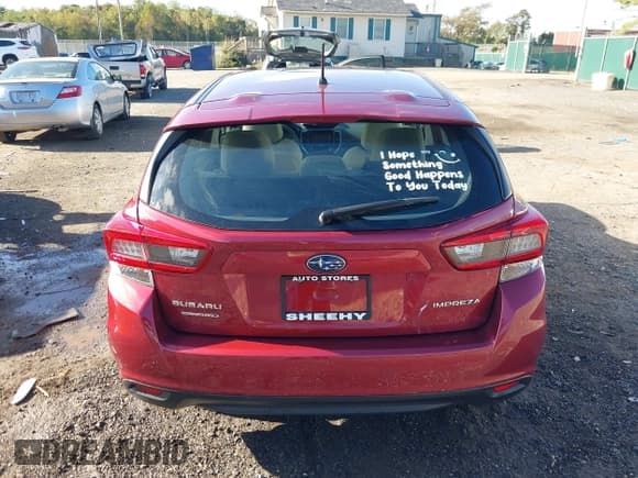 ✅ 2023 Subaru Impreza • VIN: 4S3GTAB68P3707160 • Lot: 43432066. Wystawiony na IAAI z przebiegiem 23 295 mil. Bezpłatny archiwum sprzedaży aukcyjnych z USA i szczegółowy raport historii pojazdu na DreamBid. Zdjęcie 17.