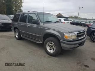 ✅ 1998 Ford Explorer XLT • VIN: 1FMZU35P9WUB58658 • Lot: 90348945. Listed on Copart with 235,399 mi. Free auction sales archive from the USA and detailed vehicle history report at DreamBid. Image 4.