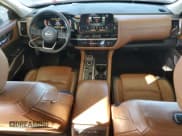 ✅ 2022 Nissan Pathfinder Platinum • VIN: 5N1DR3DH7NC216230 • Lot: 88893445. Wystawiony na Copart z przebiegiem 76 838 mil. Bezpłatny archiwum sprzedaży aukcyjnych z USA i szczegółowy raport historii pojazdu na DreamBid. Zdjęcie 8.