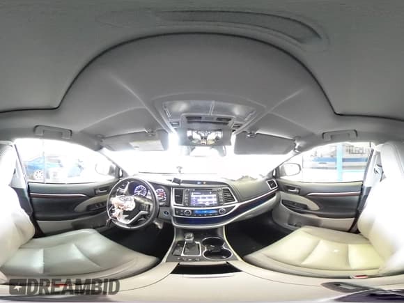 ✅ 2015 Toyota Highlander Limited • VIN: 5TDDKRFH2FS180388 • Lot: 89877975. Listed on Copart with 42,628 mi. Free auction sales archive from the USA and detailed vehicle history report at DreamBid. Image 16.