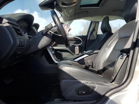 ✅ 2016 Volvo S80 T5 Drive-E Platinum • VIN: YV140MAM9G1195850 • Лот: 45244315. Опубликован ранее на Copart с пробегом 67 961 миль. Бесплатный доступ к архиву аукционных продаж из США и подробный отчёт об истории автомобиля на DreamBid. Изображение 7.