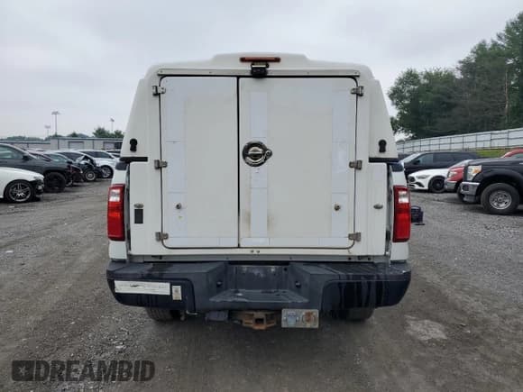 ✅ 2013 Ford F-250 XL • VIN: 1FTBF2B67DEA76425 • Lot: 62188025. Listed on Copart with 227,360 mi. Free auction sales archive from the USA and detailed vehicle history report at DreamBid. Image 6.