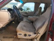 ✅ 1999 Ford F-150 XL • VIN: 1FTRX18L3XNA61248 • Лот: 56355005. Опубликован ранее на Copart с пробегом Не указан. Бесплатный доступ к архиву аукционных продаж из США и подробный отчёт об истории автомобиля на DreamBid. Изображение 7.