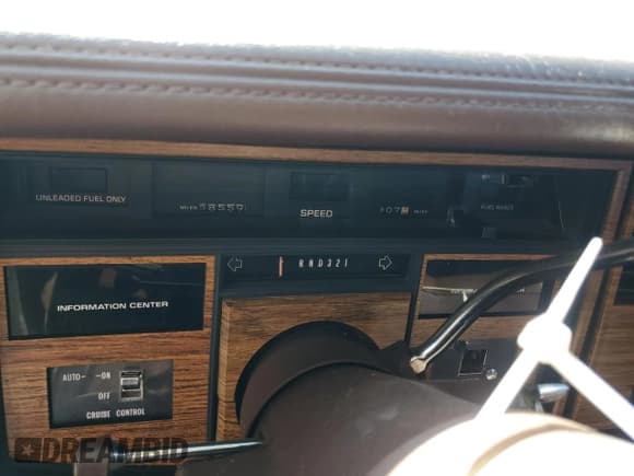 ✅ 1984 Cadillac Eldorado • VIN: 1G6AL5781EE675017 • Лот: 59573914. Опубликован ранее на Copart с пробегом 68 559 миль. Бесплатный доступ к архиву аукционных продаж из США и подробный отчёт об истории автомобиля на DreamBid. Изображение 9.