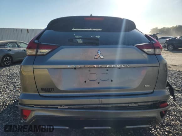 ✅ 2023 Mitsubishi Eclipse Cross SE • VIN: JA4ATWAA8PZ004433 • Лот: 87442485. Опубликован ранее на Copart с пробегом 59 952 миль. Бесплатный доступ к архиву аукционных продаж из США и подробный отчёт об истории автомобиля на DreamBid. Изображение 6.