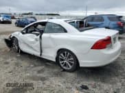 ✅ 2012 Volvo C70 T5 • VIN: YV1672MC7CJ127231 • Лот: 84770915. Опубликован ранее на Copart с пробегом 154 958 миль. Бесплатный доступ к архиву аукционных продаж из США и подробный отчёт об истории автомобиля на DreamBid. Изображение 2.
