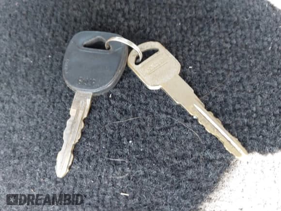 ✅ 2005 Chevrolet Silverado 1500 Work Truck • VIN: 1GCEC14X75Z145436 • Лот: 42414088. Опубликован ранее на IAAI с пробегом 181 641 миль. Бесплатный доступ к архиву аукционных продаж из США и подробный отчёт об истории автомобиля на DreamBid. Изображение 11.