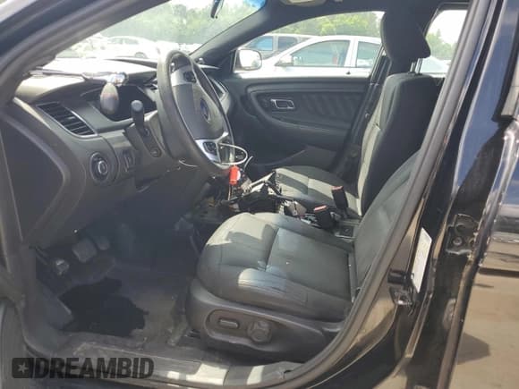 ✅ 2018 Ford Police Interceptor • VIN: 1FAHP2MK6JG123886 • Lot: 55850245. Listed on Copart with 153,539 mi. Free auction sales archive from the USA and detailed vehicle history report at DreamBid. Image 7.