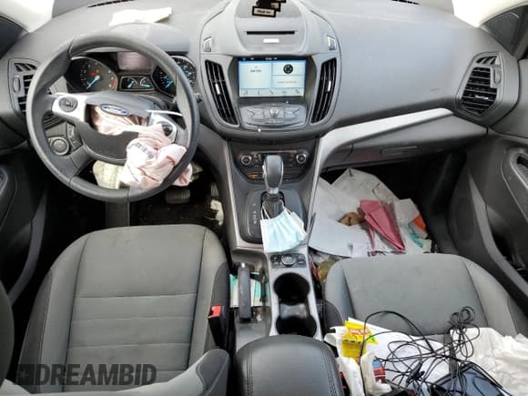 ✅ 2016 Ford Escape SE • VIN: 1FMCU0GX1GUB35328 • Lot: 62343395. Wystawiony na Copart z przebiegiem 127 709 mil. Bezpłatny archiwum sprzedaży aukcyjnych z USA i szczegółowy raport historii pojazdu na DreamBid. Zdjęcie 8.