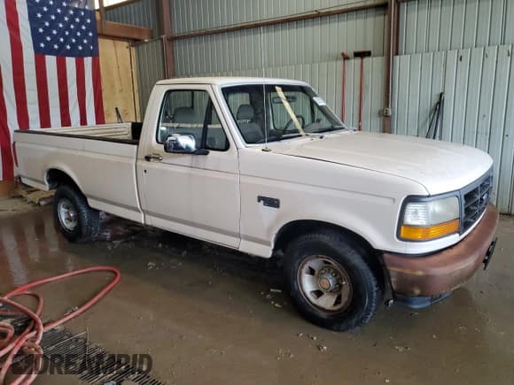 ✅ 1993 Ford F-150 • VIN: 1FTEF15Y9PNA80078 • Lot: 62963105. Listed on Copart with 87,674 mi. Free auction sales archive from the USA and detailed vehicle history report at DreamBid. Image 4.