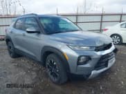 ✅ 2023 Chevrolet TrailBlazer LT • VIN: KL79MPSL8PB198172 • Лот: 43698744. Опубликован ранее на IAAI с пробегом 37 854 миль. Бесплатный доступ к архиву аукционных продаж из США и подробный отчёт об истории автомобиля на DreamBid. Изображение 1.