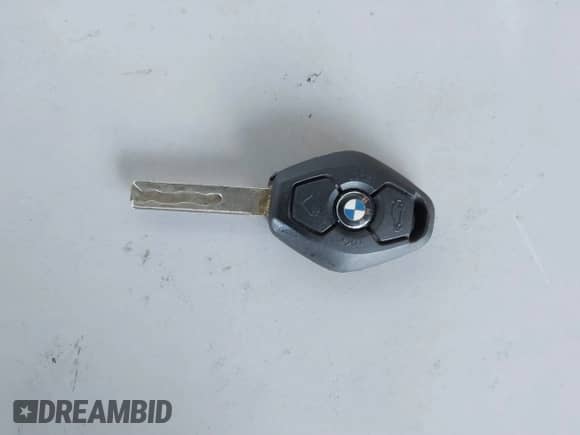 2001 BMW 3 Series 330Ci with VIN WBABS53451EV85982, listed as a IAAI auction lot 41658343 with 66,547 mi miles and . Bid and sale history available at DreamBid. Image 11.