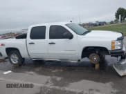 ✅ 2013 Chevrolet Silverado 1500 LT • VIN: 3GCPKSE70DG216846 • Lot: 43545307. Wystawiony na IAAI z przebiegiem 161 922 mil. Bezpłatny archiwum sprzedaży aukcyjnych z USA i szczegółowy raport historii pojazdu na DreamBid. Zdjęcie 13.