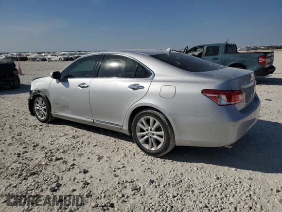 ✅ 2011 Lexus ES 330 • VIN: JTHBK1EG4B2454109 • Lot: 89846355. Listed on Copart with 117,503 mi. Free auction sales archive from the USA and detailed vehicle history report at DreamBid. Image 2.