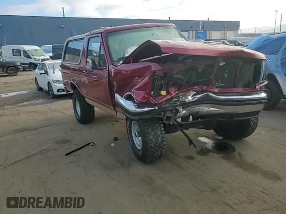 ✅ 1994 Ford Bronco Custom • VIN: 1FMEU15H3RLB53350 • Lot: 82411494. Wystawiony na Copart z przebiegiem 101 328 mil. Bezpłatny archiwum sprzedaży aukcyjnych z USA i szczegółowy raport historii pojazdu na DreamBid. Zdjęcie 10.