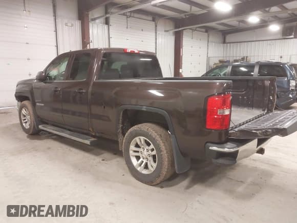 ✅ 2016 GMC Sierra 1500 SLE • VIN: 1GTV2MEC0GZ322119 • Lot: 43760467. Listed on IAAI with 233,519 mi. Free auction sales archive from the USA and detailed vehicle history report at DreamBid. Image 3.