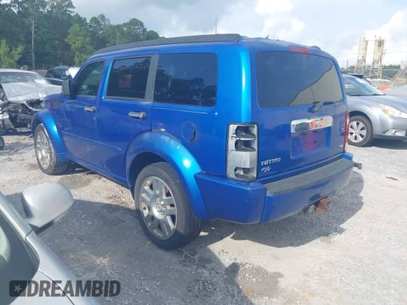 2008 Dodge Nitro R/T с VIN 1D8GT58648W101242, выставлен на аукционе IAAI как лот 42494748 с пробегом 130 968 миль миль и . История ставок и продаж доступна на DreamBid. Изображение 3.