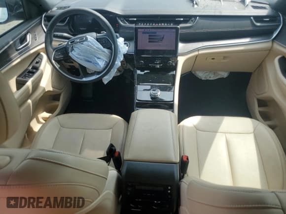 ✅ 2023 Jeep Grand Cherokee Limited • VIN: 1C4RJJBG9P8811683 • Лот: 64747865. Опубликован ранее на Copart с пробегом 53 654 миль. Бесплатный доступ к архиву аукционных продаж из США и подробный отчёт об истории автомобиля на DreamBid. Изображение 8.