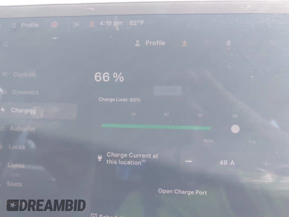 ✅ 2024 Tesla Model Y Long Range • VIN: 7SAYGAEE6RF988976 • Lot: 42380729. Wystawiony na IAAI z przebiegiem 15 739 mil. Bezpłatny archiwum sprzedaży aukcyjnych z USA i szczegółowy raport historii pojazdu na DreamBid. Zdjęcie 18.