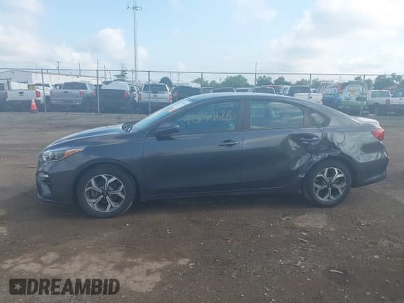 ✅ 2020 Kia Forte FE • VIN: 3KPF24AD5LE253761 • Lot: 42858628. Listed on IAAI with 76,599 mi. Free auction sales archive from the USA and detailed vehicle history report at DreamBid. Image 14.
