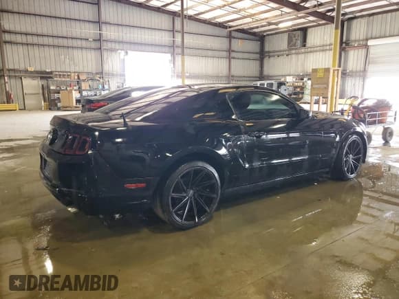 ✅ 2014 Ford Mustang V6 • VIN: 1ZVBP8AM4E5218034 • Lot: 92279635. Wystawiony na Copart z przebiegiem 158 691 mil. Bezpłatny archiwum sprzedaży aukcyjnych z USA i szczegółowy raport historii pojazdu na DreamBid. Zdjęcie 3.