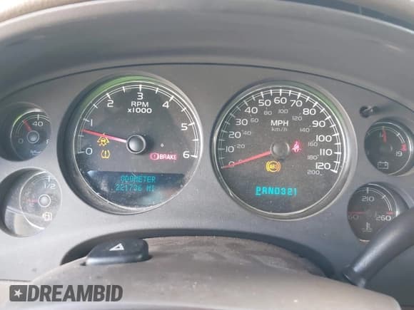 ✅ 2007 GMC Sierra 1500 • VIN: 3GTEK13Y57G553692 • Лот: 42605838. Опубликован ранее на IAAI с пробегом 221 736 миль. Бесплатный доступ к архиву аукционных продаж из США и подробный отчёт об истории автомобиля на DreamBid. Изображение 7.