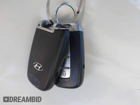 2011 Hyundai Sonata Hybrid с VIN KMHEC4A4XBA002935, выставлен на аукционе IAAI как лот 43552287 с пробегом 131 159 миль миль и . История ставок и продаж доступна на DreamBid. Изображение 11.
