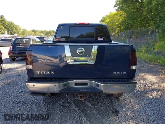 ✅ 2010 Nissan Titan SE • VIN: 1N6AA0EC0AN318044 • Lot: 42786276. Listed on IAAI with 157,539 mi. Free auction sales archive from the USA and detailed vehicle history report at DreamBid. Image 16.