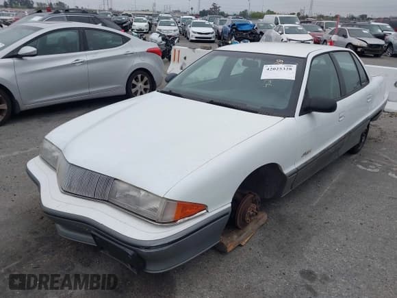 ✅ 1995 Buick Skylark Custom • VIN: 1G4NV55M8SC448595 • Lot: 42025328. Wystawiony na IAAI z przebiegiem 136 570 mil. Bezpłatny archiwum sprzedaży aukcyjnych z USA i szczegółowy raport historii pojazdu na DreamBid. Zdjęcie 6.