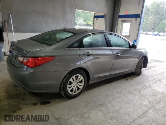 ✅ 2013 Hyundai Sonata GLS • VIN: 5NPEB4AC7DH527154 • Lot: 73050604. Listed on Copart with 123,757 mi. Free auction sales archive from the USA and detailed vehicle history report at DreamBid. Image 3.
