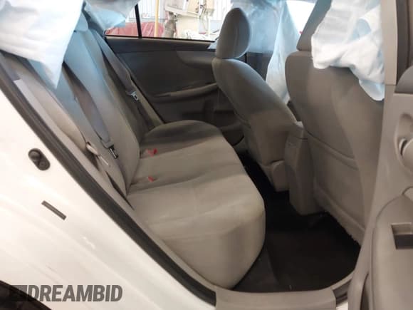 ✅ 2010 Toyota Corolla • VIN: 1NXBU4EE5AZ284210 • Lot: 42334607. Listed on IAAI with 105,246 mi. Free auction sales archive from the USA and detailed vehicle history report at DreamBid. Image 8.