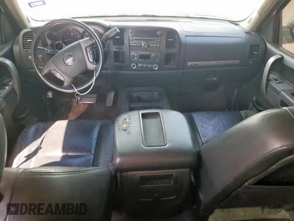 ✅ 2012 GMC Sierra 1500 SLE • VIN: 3GTP1VE02CG279579 • Лот: 91006995. Опубликован ранее на Copart с пробегом 220 190 миль. Бесплатный доступ к архиву аукционных продаж из США и подробный отчёт об истории автомобиля на DreamBid. Изображение 8.