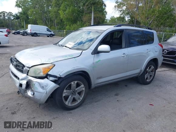 ✅ 2008 Toyota RAV4 Sport • VIN: JTMZK32VX86015173 • Lot: 41561817. Listed on IAAI with 157,614 mi. Free auction sales archive from the USA and detailed vehicle history report at DreamBid. Image 18.