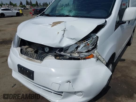 ✅ 2017 Nissan NV200 SV • VIN: 3N6CM0KN8HK718844 • Lot: 42052284. Listed on IAAI with 70,122 mi. Free auction sales archive from the USA and detailed vehicle history report at DreamBid. Image 6.