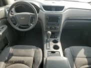 ✅ 2015 Chevrolet Traverse LS • VIN: 1GNKRFED6FJ335030 • Lot: 71094704. Wystawiony na Copart z przebiegiem 157 391 mil. Bezpłatny archiwum sprzedaży aukcyjnych z USA i szczegółowy raport historii pojazdu na DreamBid. Zdjęcie 8.