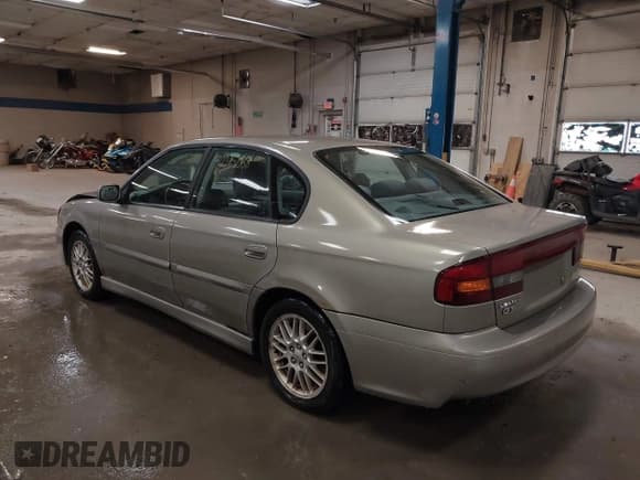 ✅ 2001 Subaru Legacy • VIN: 4S3BE645617215782 • Лот: 42245068. Опубликован ранее на IAAI с пробегом 167 814 миль. Бесплатный доступ к архиву аукционных продаж из США и подробный отчёт об истории автомобиля на DreamBid. Изображение 3.